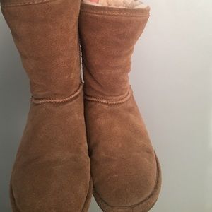 Bearpaw boots!