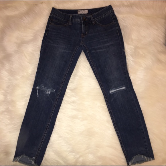 NWOT Free People distressed skinny jeans