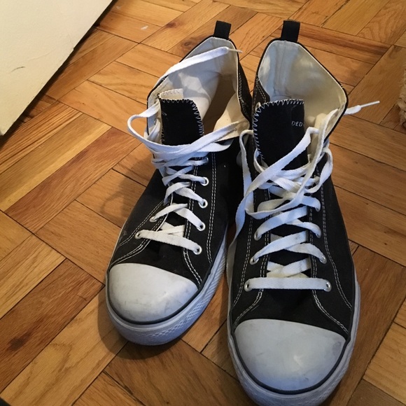 Casual men's shoe