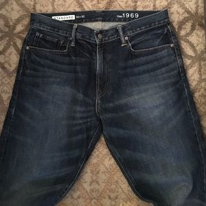 Gap 1969 Standard jeans 33x32