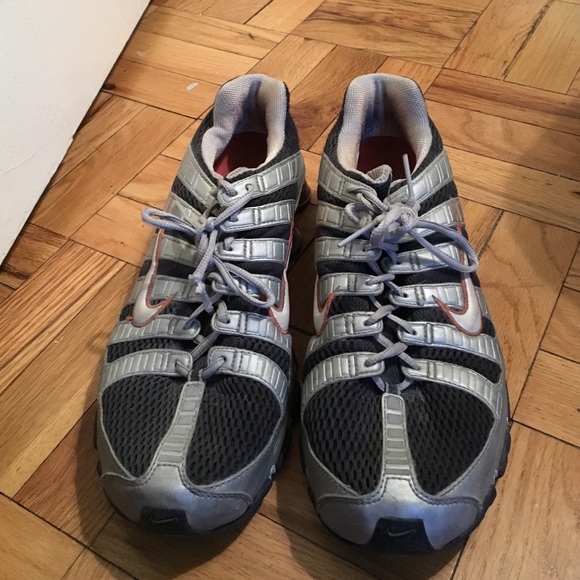 Running shoes