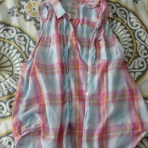 Hollister sleeveless shirt