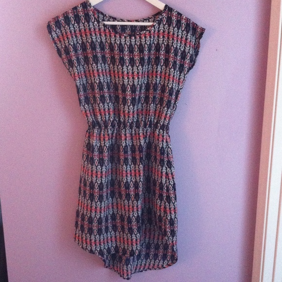 Donating 11/25! Navy and pink dress