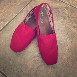 Red Toms