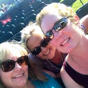 Meet your Posher, Bobbie