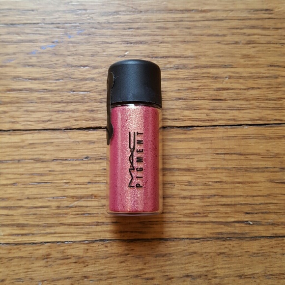 Mac Rose pigment