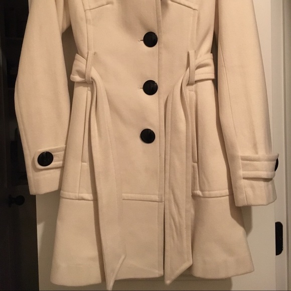 ❌SOLD❌Winter trench coat - Picture 2 of 4