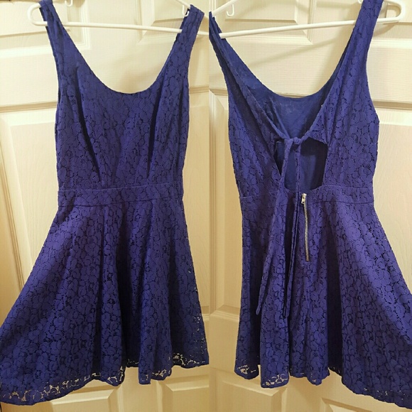 Blue Floral Aeropostale Mini Dress Small