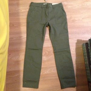LOFT olive green skinny pants, size 8P