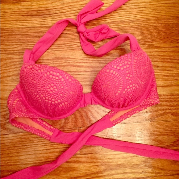 Crochet Halter PushUp Bathingsuit Top 35.0"
