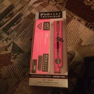 FHI heat technique flat iron.