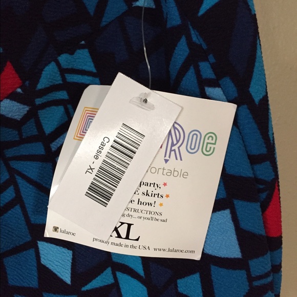 LulaRoe Cassie Skirt - New - Picture 3 of 4