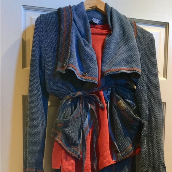 People of the Labyrinths sweat outfit size S-M