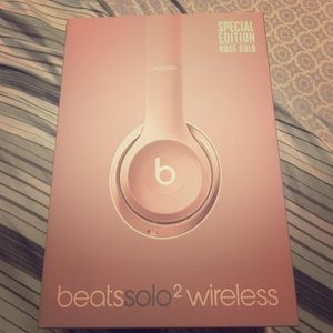 Beats solo 2 rose gold WIRELESS !