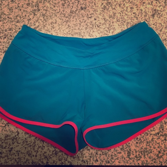 Reebok CrossFit shorts size small