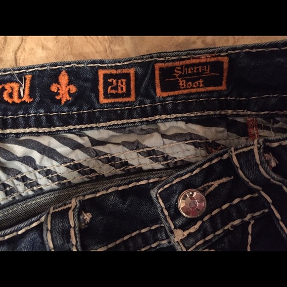 SOLD - Picture 4 of 4