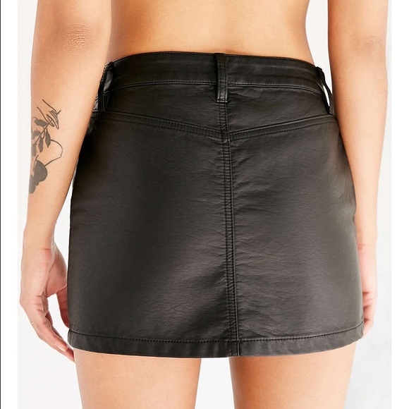 Vegan leather Urban Outfitters skirt - Picture 3 of 3