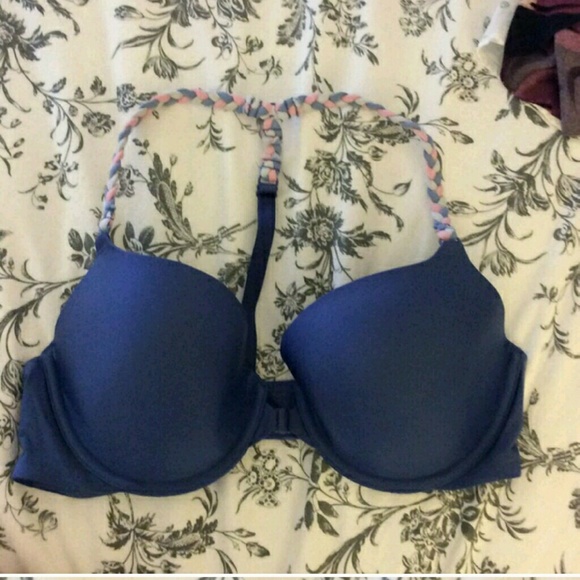 like new VS Tback bra