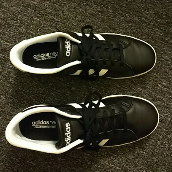 Adidas neo Baseline Men's Shoe (12). - Picture 3 of 4