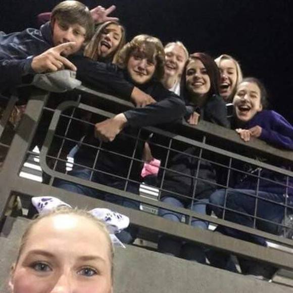 Meet your Posher, Hunter - Picture 1 of 1