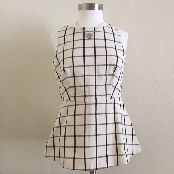 Banana Republic Tops - ❤️2XHP✨Banana Republic Plaid Peplum