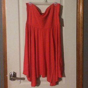 Express handkerchief hem cotton strapless dress