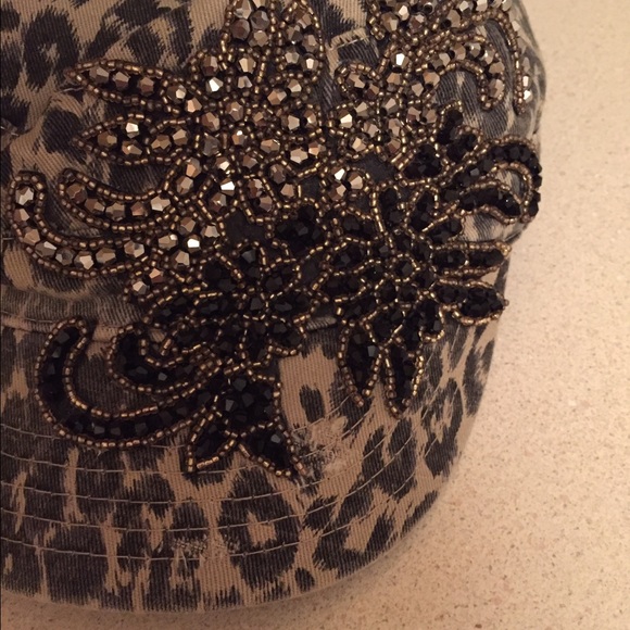 SOLD - Picture 3 of 4