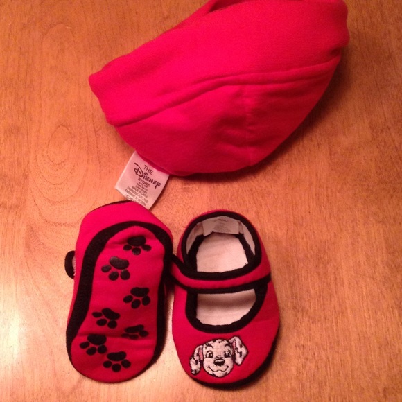 🐾 NWOT 101 Dalmatians Hat + Slippers - Picture 4 of 4