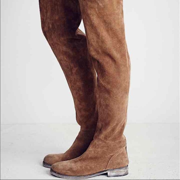 HOST PICK 🎉SALE SIZE 7 LEFT 🎉Over the knee Boots - Picture 2 of 4