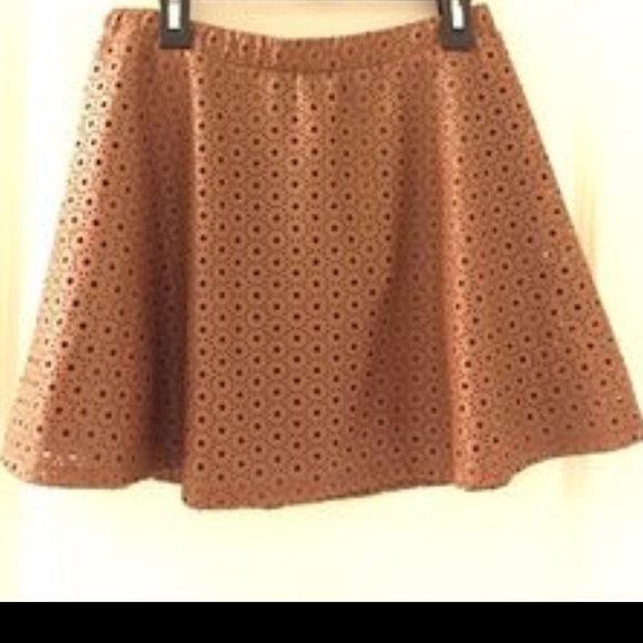 Vegan leather mini skirt - Picture 1 of 4