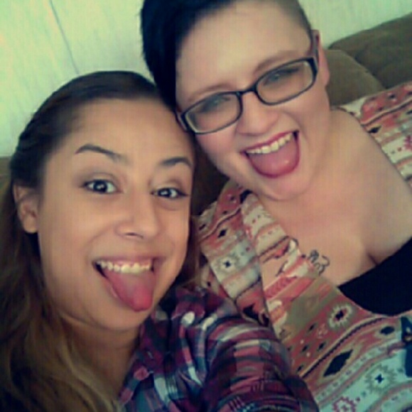 Meet your Posher, Angela