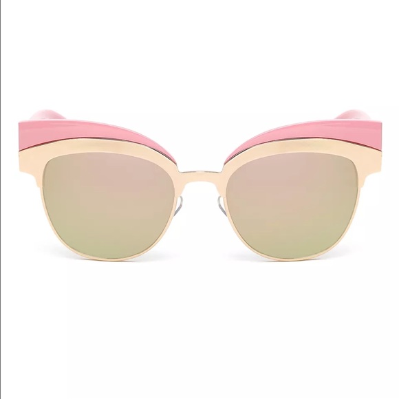 ❣️Pink & Gold Retro Cateye Sunnies 😍✨ - Picture 2 of 5