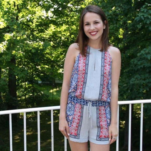 Meet your Posher, Julianne - Picture 1 of 1