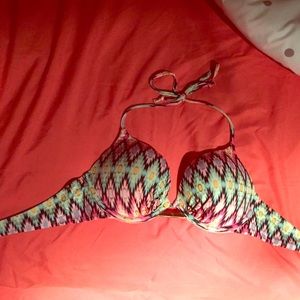 Victoria's Secret bombshell swim top size 34B
