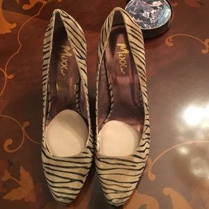 Zebra heels. GREAT condition! Size 10