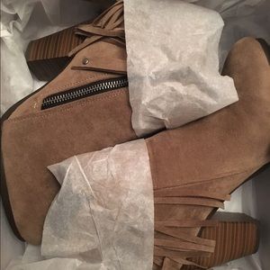 Breckell's Fringed booties