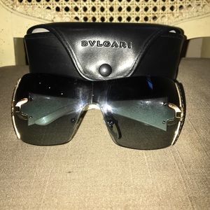 Bvlgari sunglasses with case