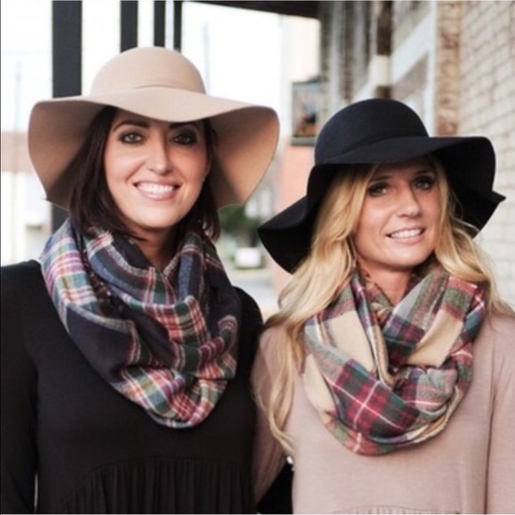 Infinity Raine Accessories - Chic Boho Hats Infinity Raine Accessories - Chic Boho Hats