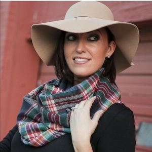 Infinity Raine Accessories - Chic Boho Hats Infinity Raine Accessories - Chic Boho Hats