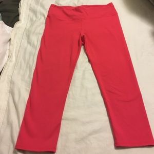 Pink Fabletics Capri Leggings