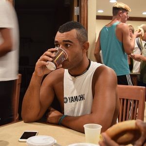 Meet your Posher, Chaz