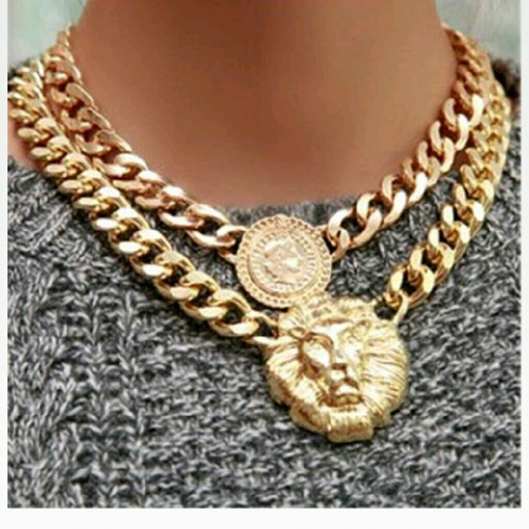 Chain necklace