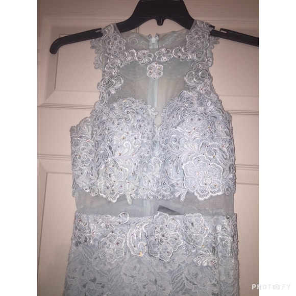 Betsy Adam size 4 Light blue/green lace dress