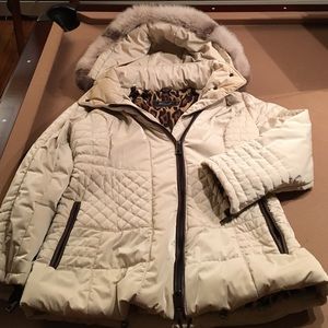 Down ski jacket like new
