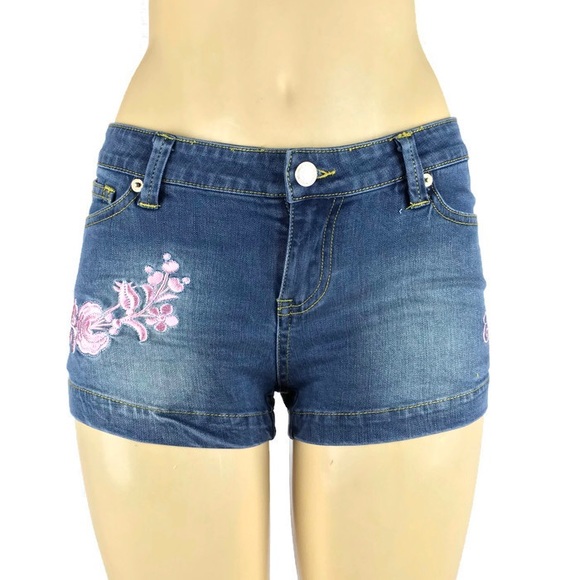 Embroidered jeans shorts - Picture 2 of 4