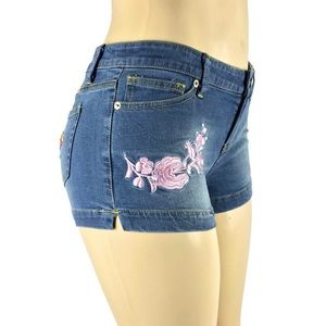 Embroidered jeans shorts