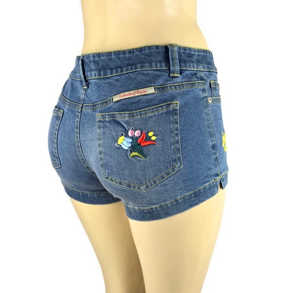 European style embroidered denim shorts - Picture 4 of 4