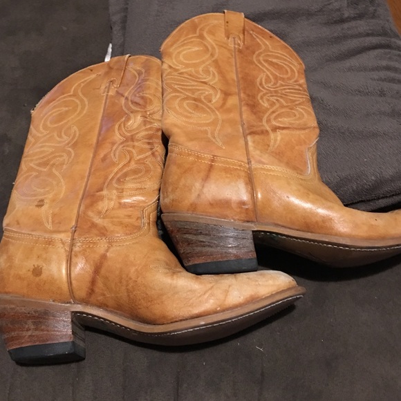 👢👢cowboy boots👢👢