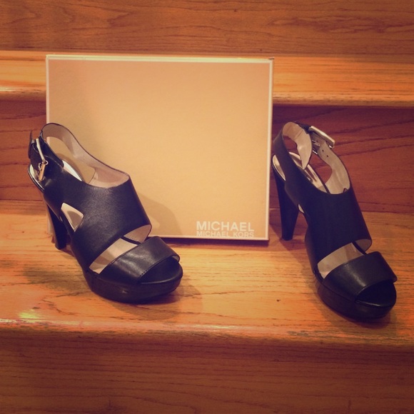 Michael Kors Carla Platform. Make an offer!