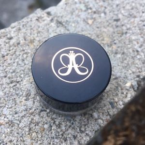 Anastasia Dipbrow in Medium Brown